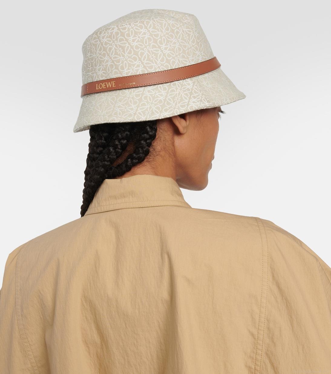 LoeweAnagram bucket hat LoeweAnagram bucket hat