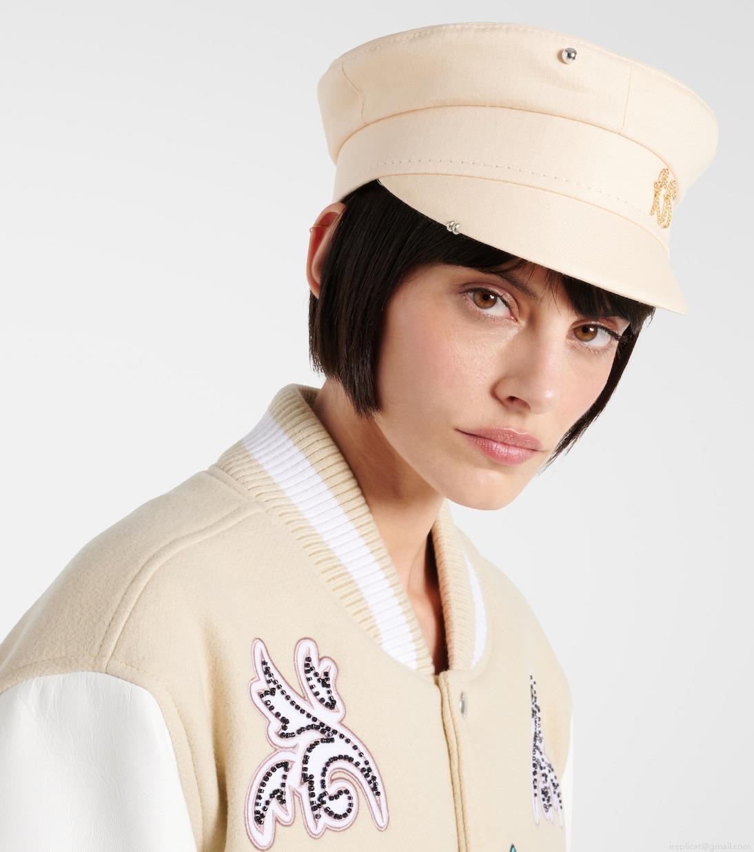 Ruslan BaginskiyEmbellished newsboy cap