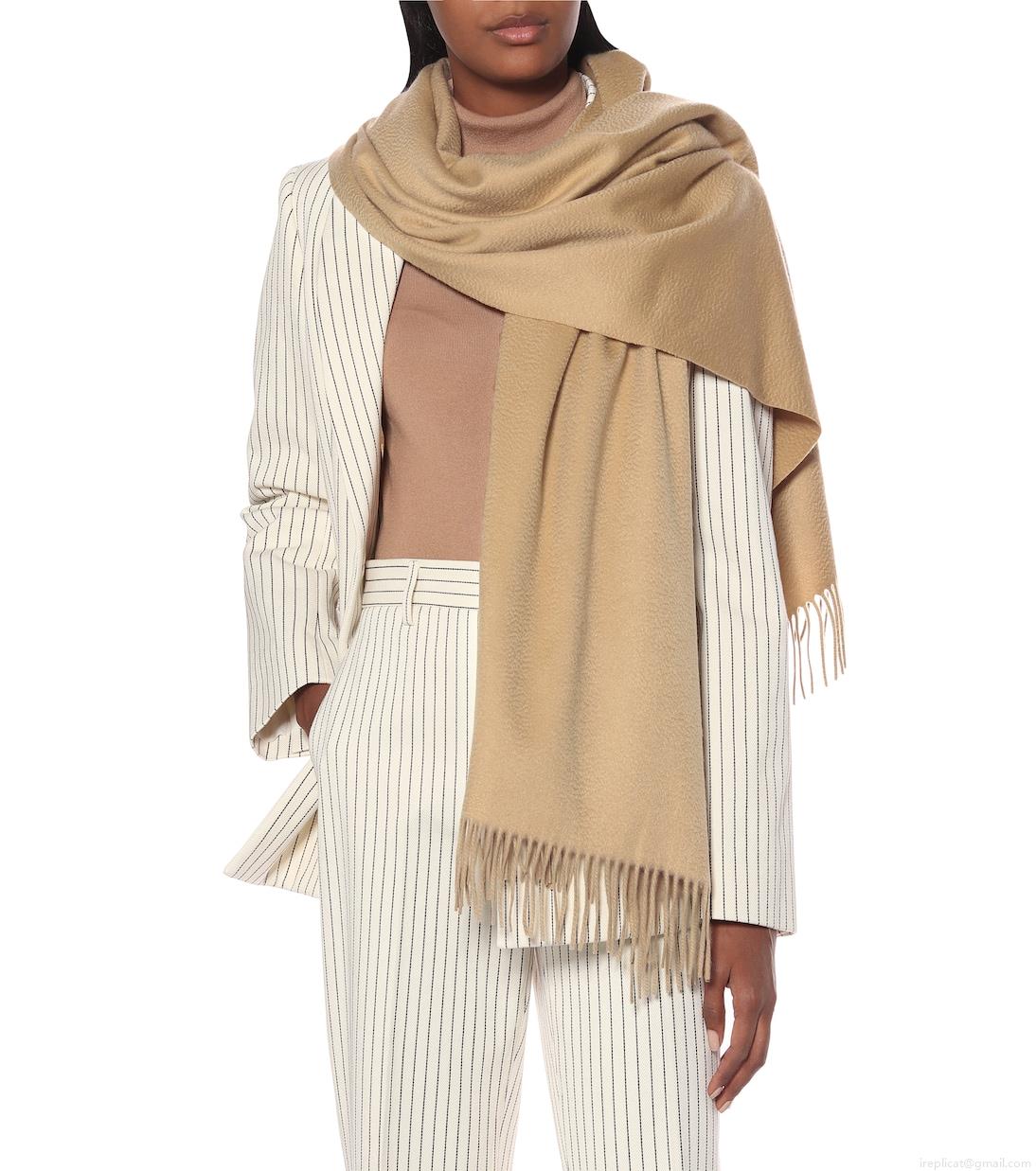 Loro PianaOpera cashmere scarf Loro PianaOpera cashmere scarf