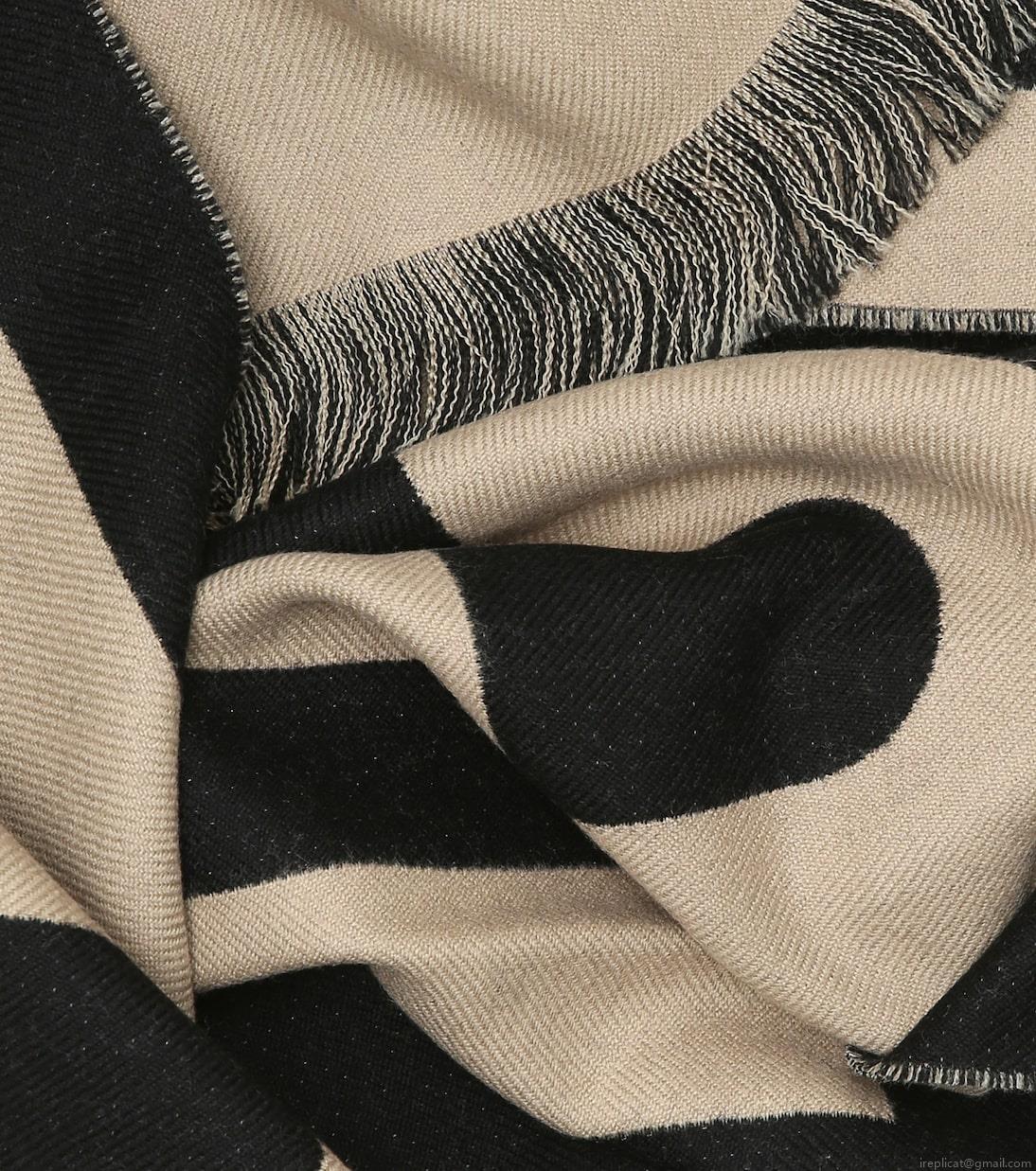 BurberryLogo wool scarf BurberryLogo wool scarf