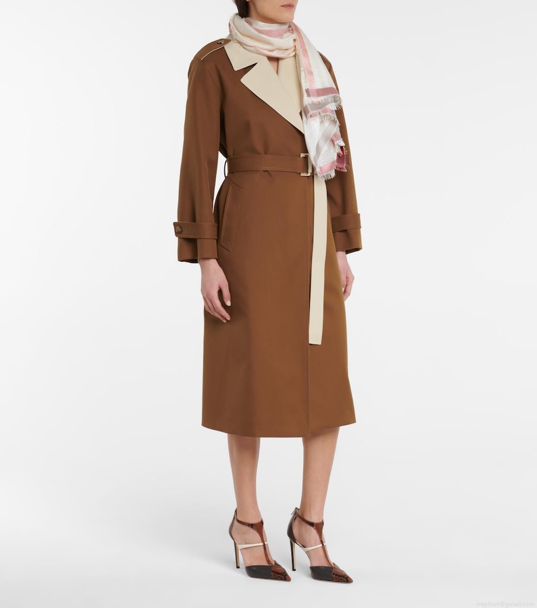 Loro PianaCashmere and silk scarf Loro PianaCashmere and silk scarf