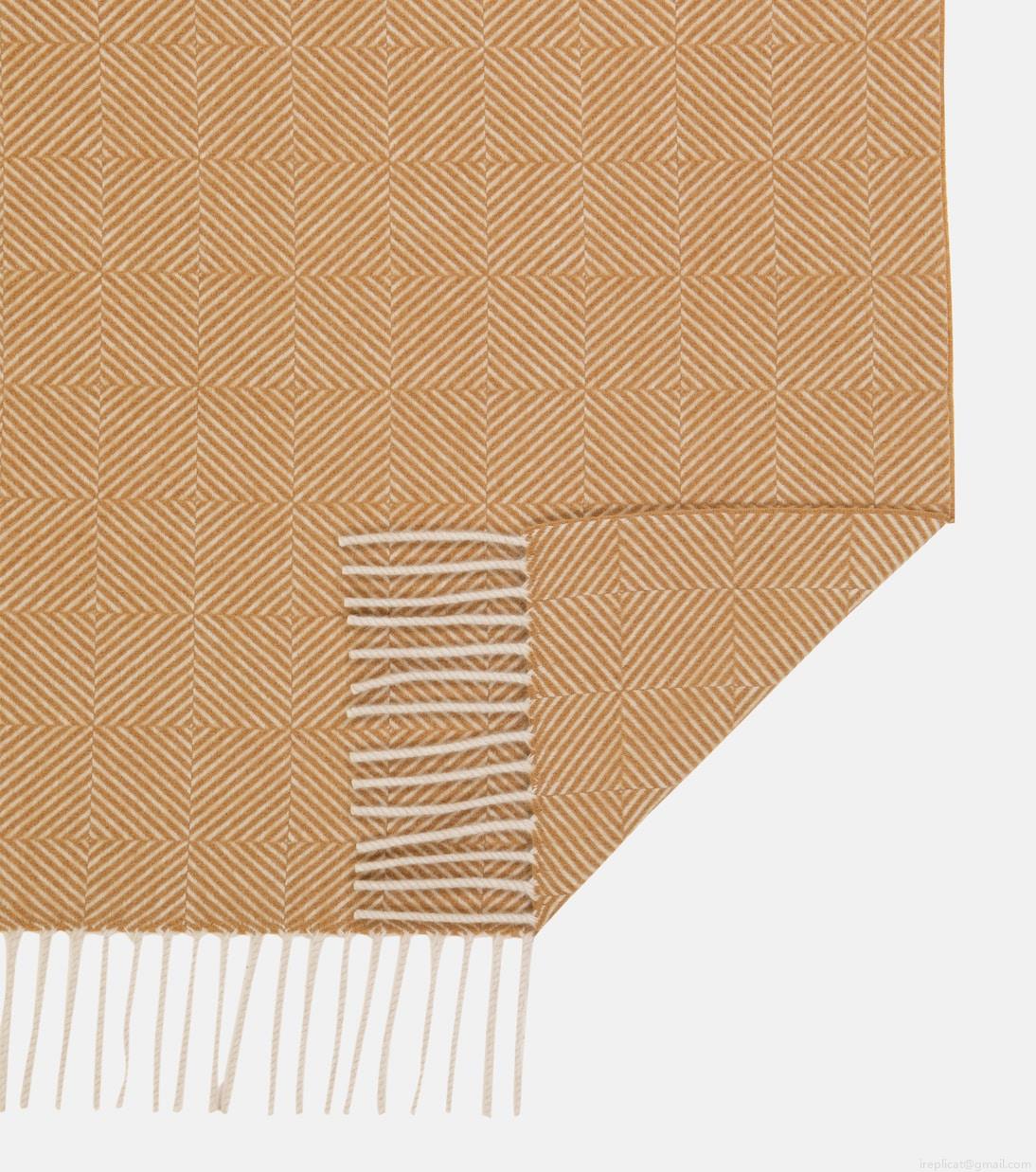 Loro PianaTurati herringbone cashmere scarf Loro PianaTurati herringbone cashmere scarf