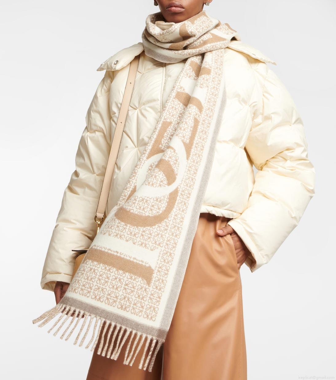 LoeweLove wool and cashmere scarf LoeweLove wool and cashmere scarf