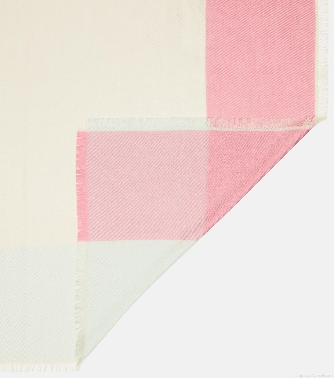 Loro PianaQuadrilatero del Silenzio scarf Loro PianaQuadrilatero del Silenzio scarf