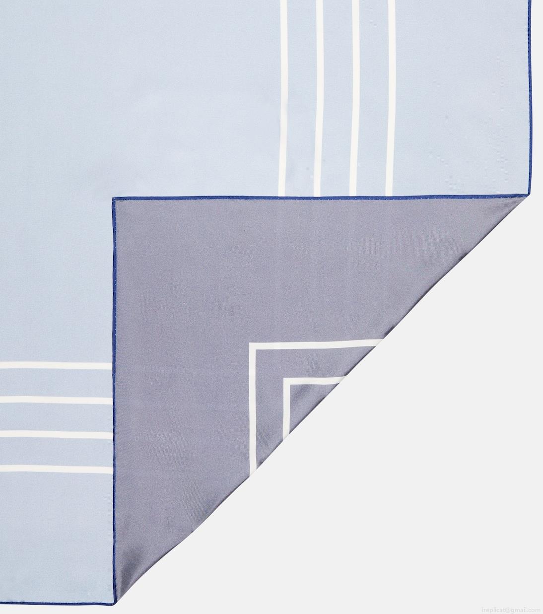 Loro PianaPrinted silk scarf Loro PianaPrinted silk scarf