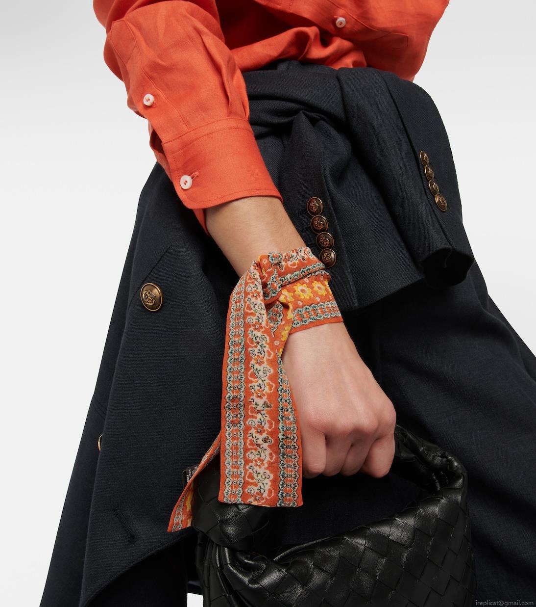 Loro PianaFloral silk scarf Loro PianaFloral silk scarf