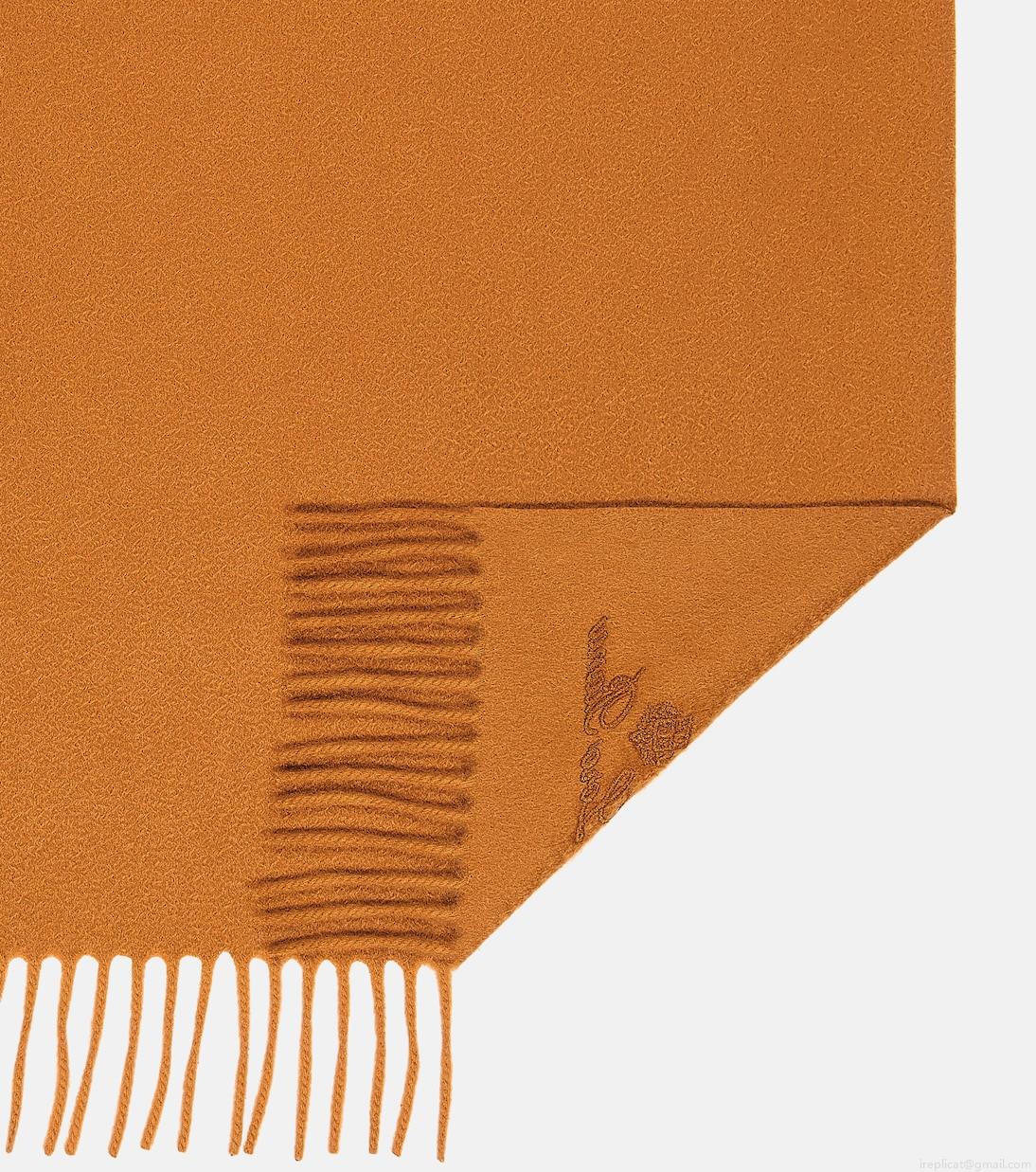 Loro PianaCashmere scarf Loro PianaCashmere scarf