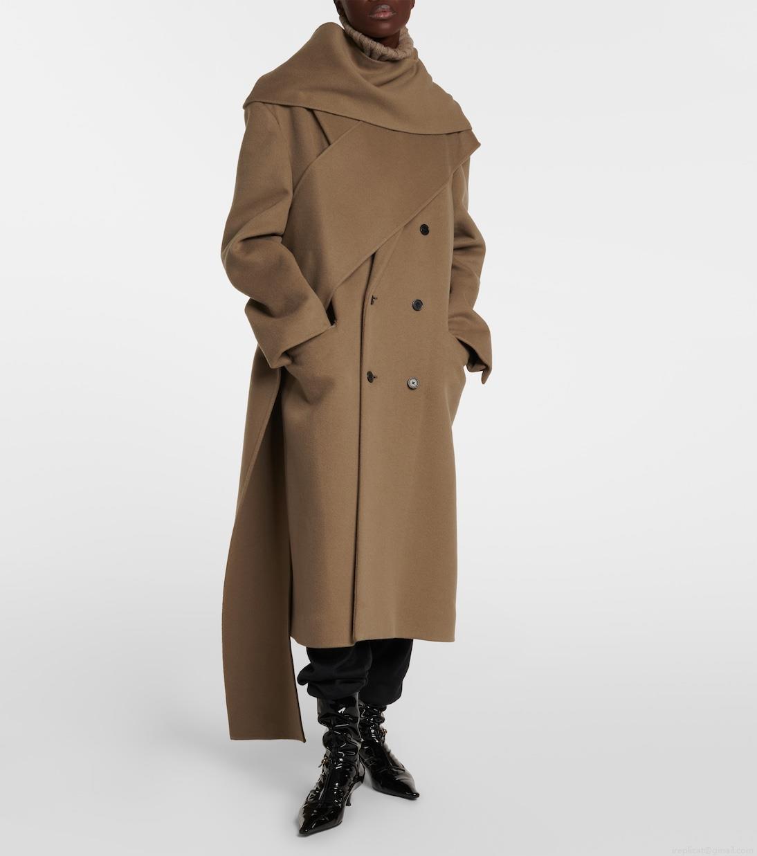 The RowDodi cashmere scarf The RowDodi cashmere scarf