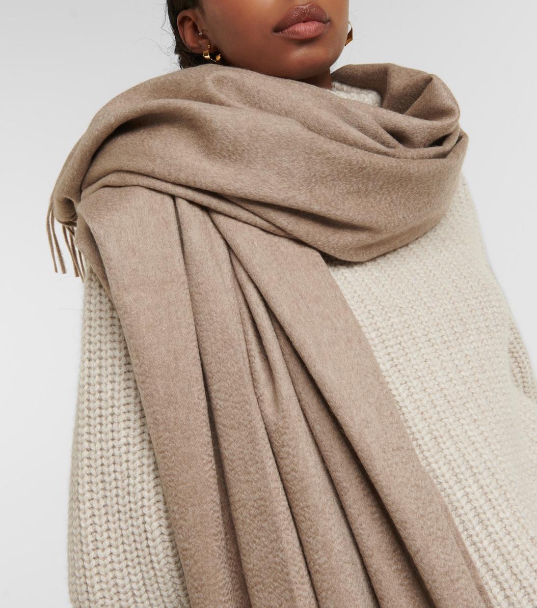 Loro PianaCocooning cashmere scarf Loro PianaCocooning cashmere scarf