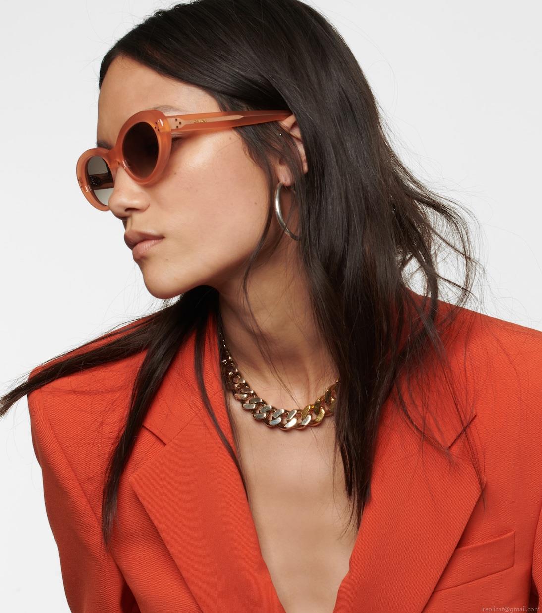 Celine EyewearTriomphe 01 oval sunglasses Celine EyewearTriomphe 01 oval sunglasses