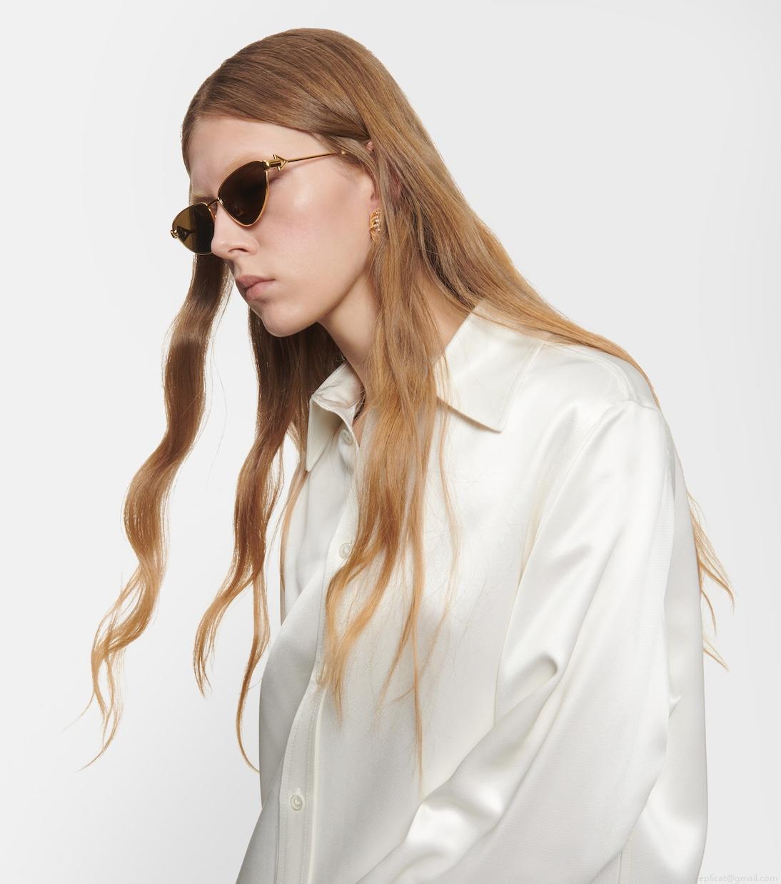 Bottega VenetaTurn cat-eye sunglasses Bottega VenetaTurn cat-eye sunglasses