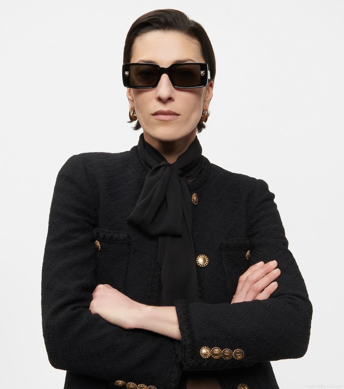 Cartier Eyewear CollectionPanthère de Cartier rectangular sunglasses Cartier Eyewear CollectionPanthère de Cartier rectangular sunglasses