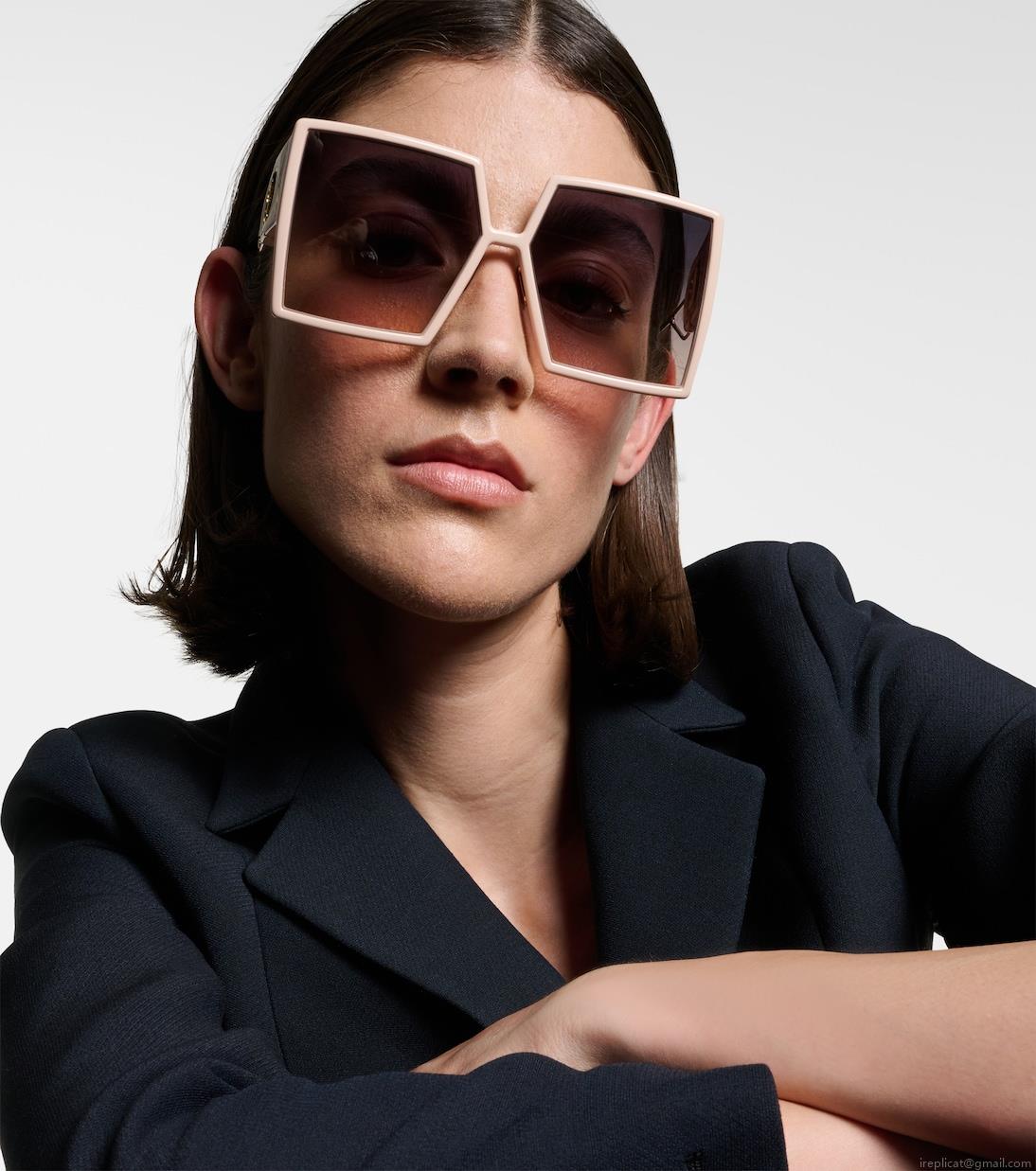 Dior Eyewear30Montaigne SU oversized sunglasses Dior Eyewear30Montaigne SU oversized sunglasses