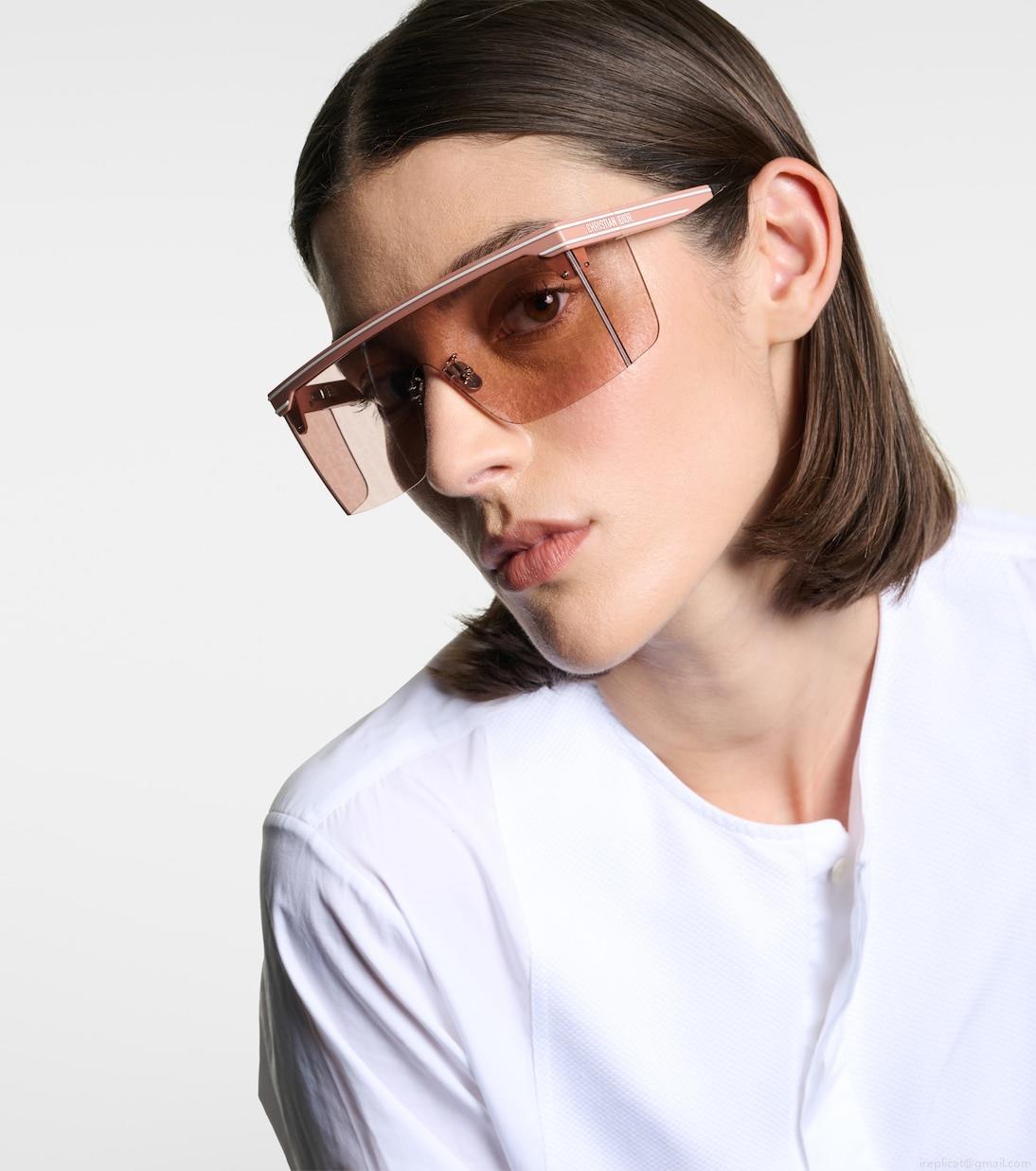 Dior EyewearDiorClub M1U flat-brow sunglasses Dior EyewearDiorClub M1U flat-brow sunglasses