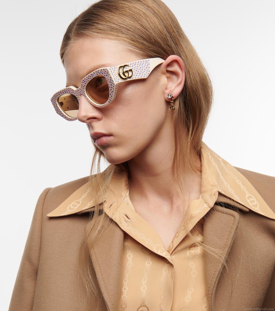 GucciEmbellished oval sunglasses GucciEmbellished oval sunglasses