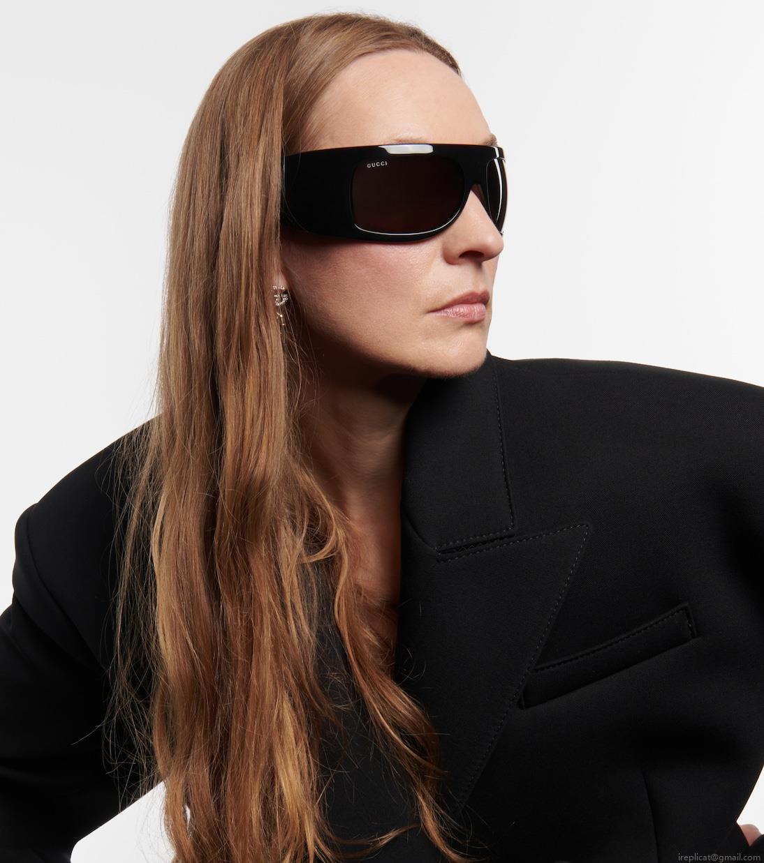 GucciRectangular sunglasses GucciRectangular sunglasses